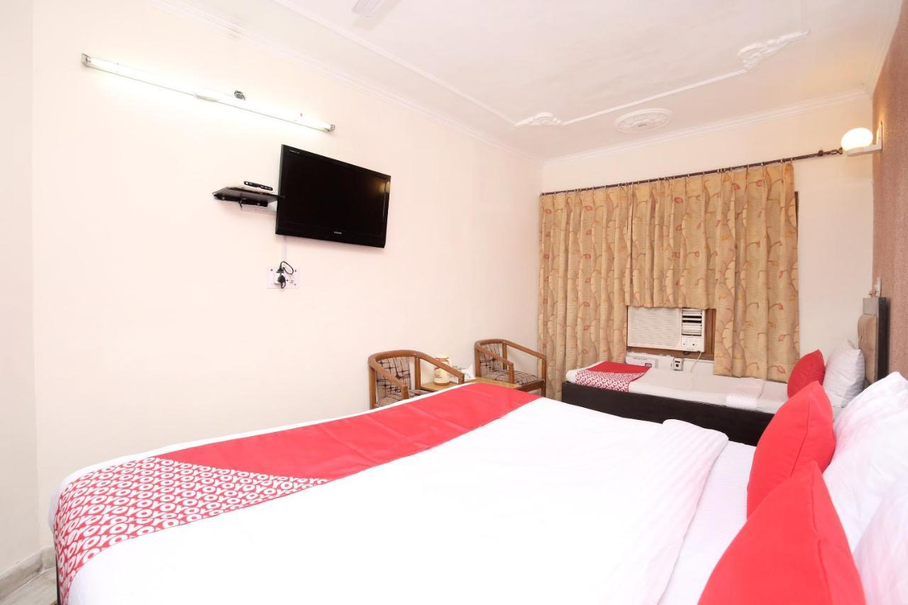Hotel Amar Chandigarh Bagian luar foto